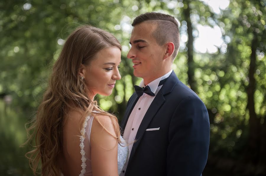 Fotógrafo de casamento Eugeniusz Starszak (starszake). Foto de 25 de fevereiro 2020