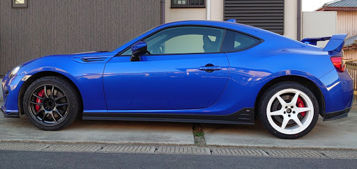 Brz Zc6のホイール 前後色違い サーキット アクセレラ651sportに関するカスタム メンテナンスの投稿画像 車のカスタム情報はcartune