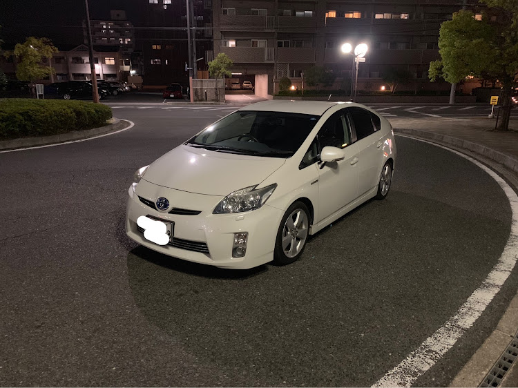 プリウスのSHUNさんが投稿したカスタム事例の投稿画像1枚目