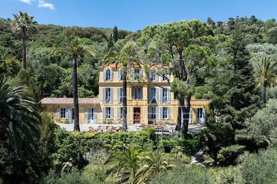 Vente villa 23 pièces 337 m² à Grasse (06130), 3 400 000 €