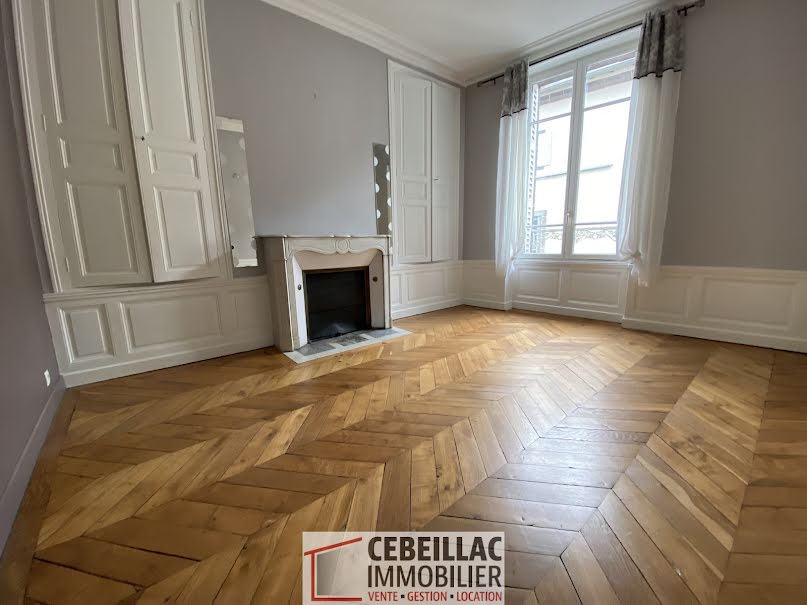 Location  appartement 6 pièces 149.52 m² à Clermont-Ferrand (63000), 1 590 €