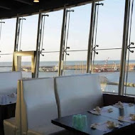 航空港360度景觀旋轉餐廳