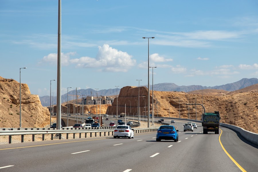 samochodem po Omanie, autostrada