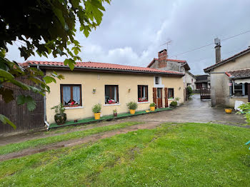 maison à Saint-Quentin-sur-Charente (16)