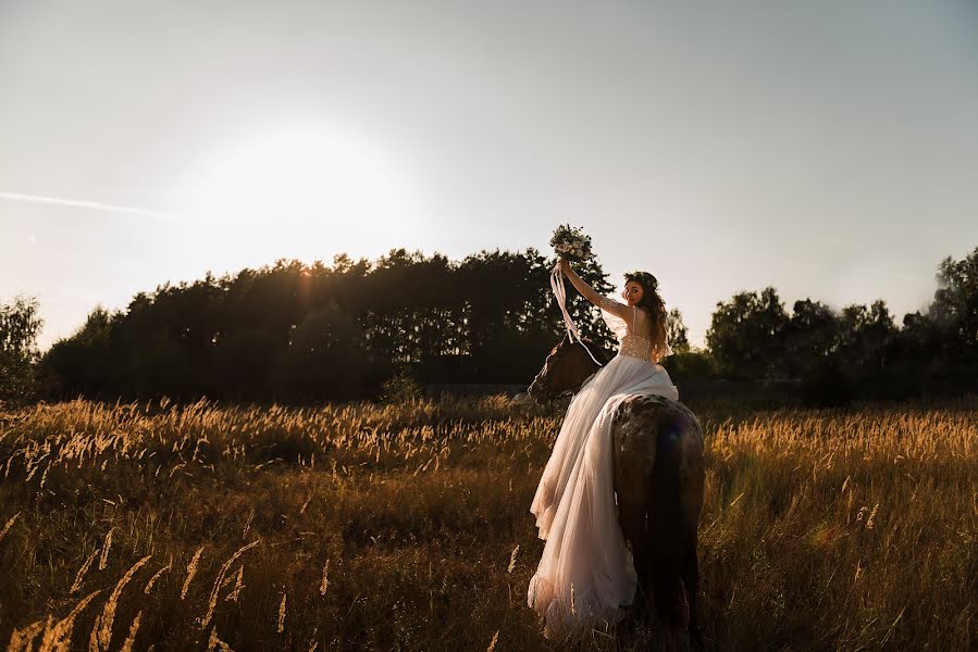 Bröllopsfotograf Margarita Biryukova (msugar). Foto av 5 april 2019