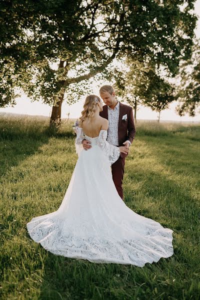 結婚式の写真家Eva Havlová (evewithcamera)。2022 9月25日の写真