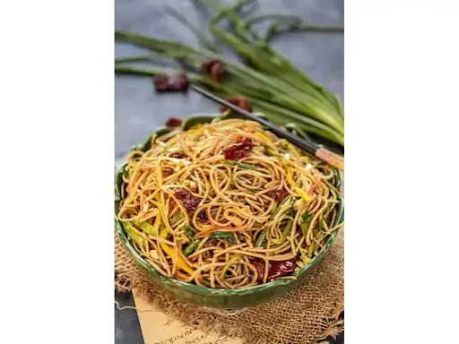 Veg Chilli Garlic Noodles