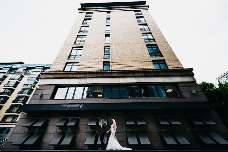 Fotografo di matrimoni Zhenya Garton (garton). Foto del 17 giugno 2016