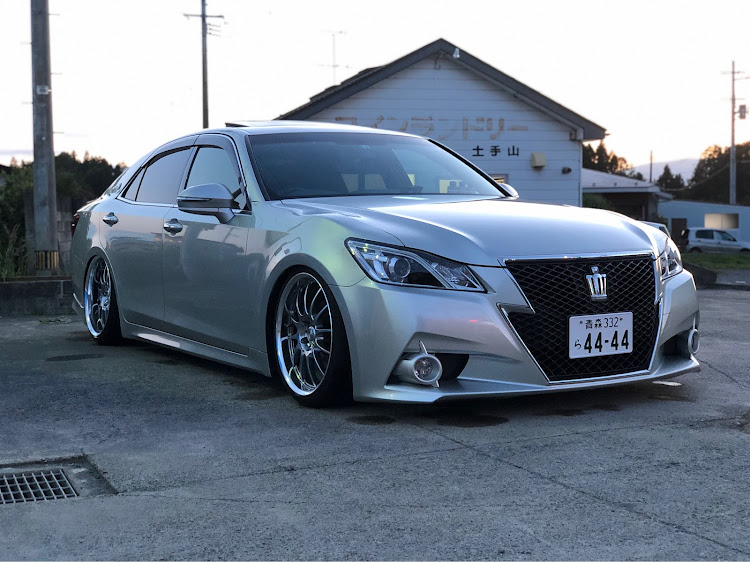 クラウンアスリートの洗車・GRS210・210クラウンに関するカスタム事例の投稿画像1枚目