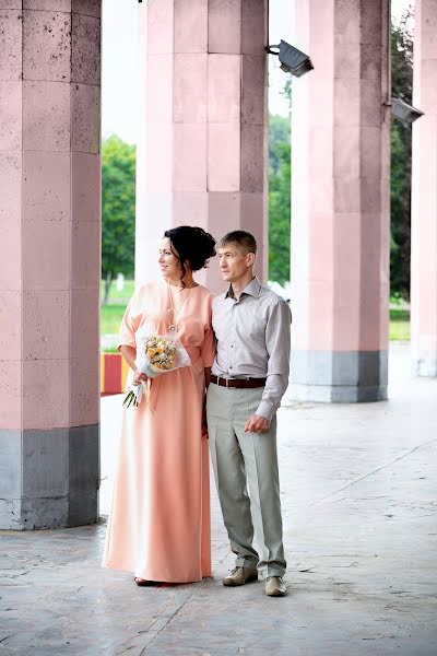 Wedding photographer Oksana Astrova (astrova). Photo of 14 August 2017