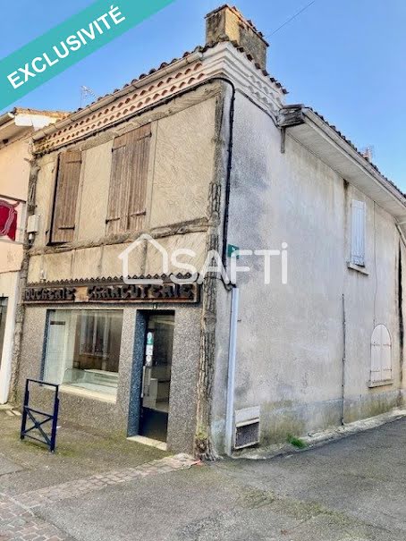 Vente maison 6 pièces 200 m² à Gabarret (40310), 30 000 €