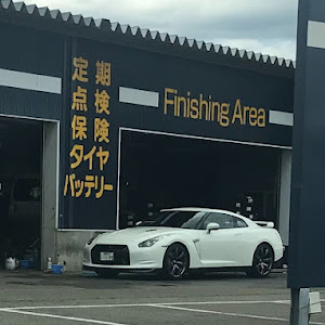 NISSAN GT-R R35