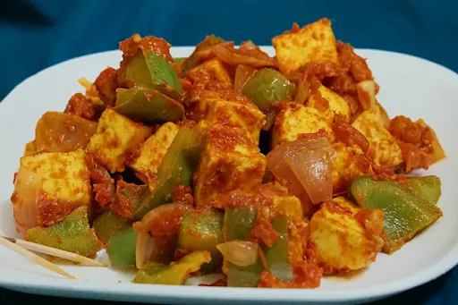 Dry Paneer Cooked With Onion And Capsicum