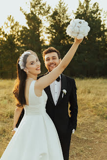 Fotografo di matrimoni Emre Güveri (dogawedding). Foto del 3 gennaio 2023