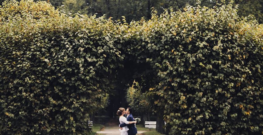 Fotografo di matrimoni Elena Gorina (gorina). Foto del 3 ottobre 2014