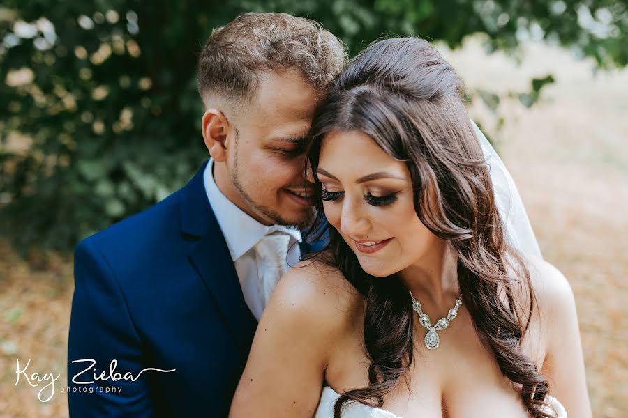 Nhiếp ảnh gia ảnh cưới Karolina Zieba (kayziebaweddings). Ảnh của 1 tháng 7 2019