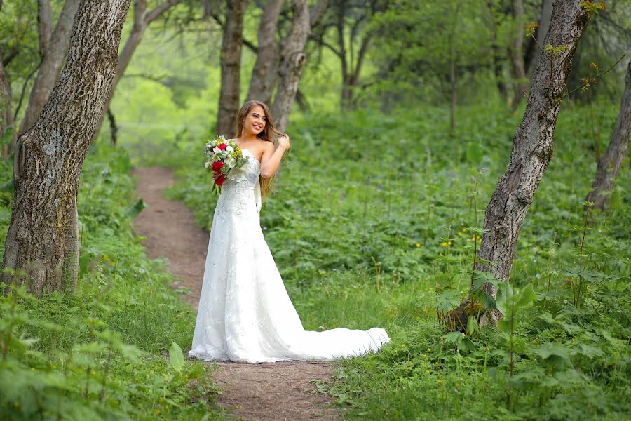 Wedding photographer Svetlana Dzhumabaeva (wedphoto). Photo of 7 October 2016