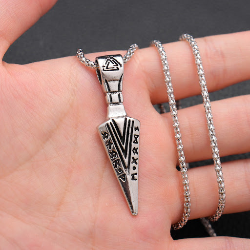 Title 8, Personalized Pendant Vintage Crowe Mens Castin...