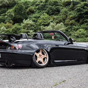 S2000