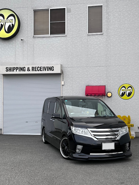 セレナのドライブ・ベイブリッジコラボ・MOON EYES area1・洗車してピカピカ・C26 SERENA OWNERS CLUBに関するカスタム事例の投稿画像1枚目