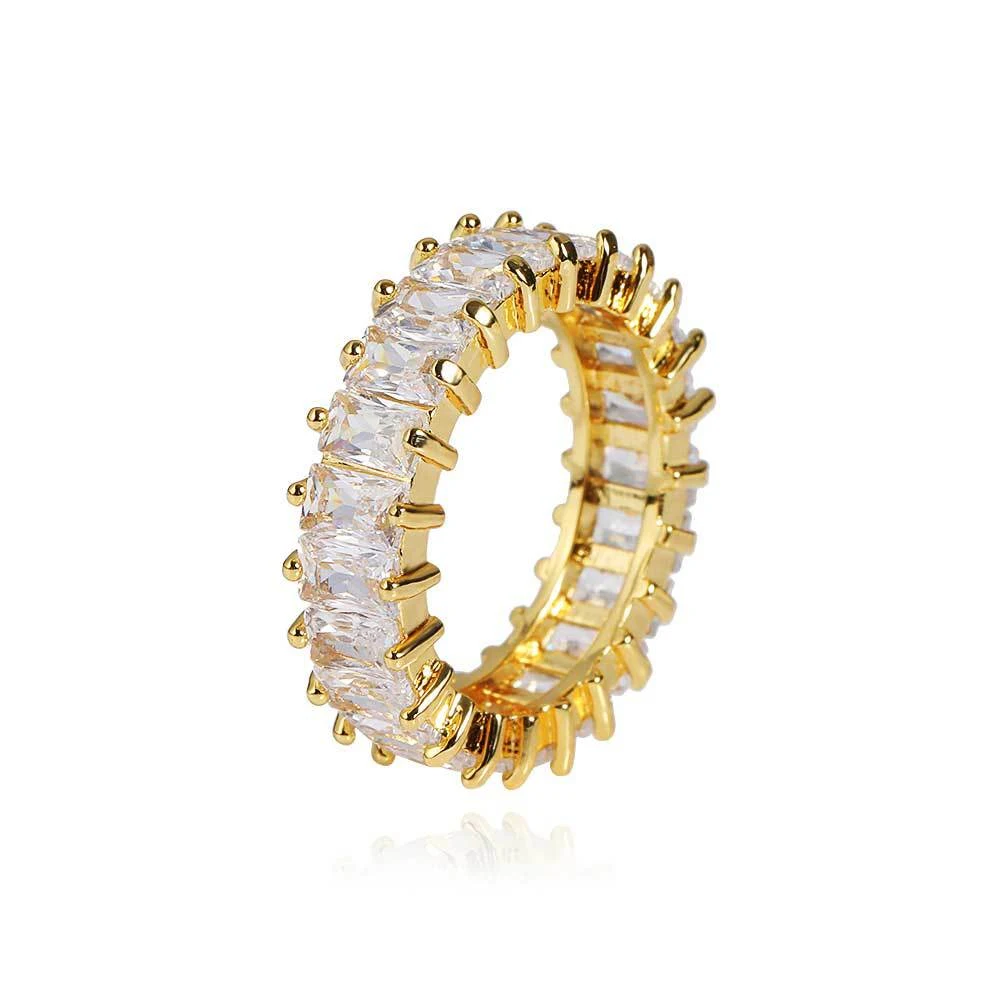 Title 1, Bague en zircon avec design électroplaqué et pe...