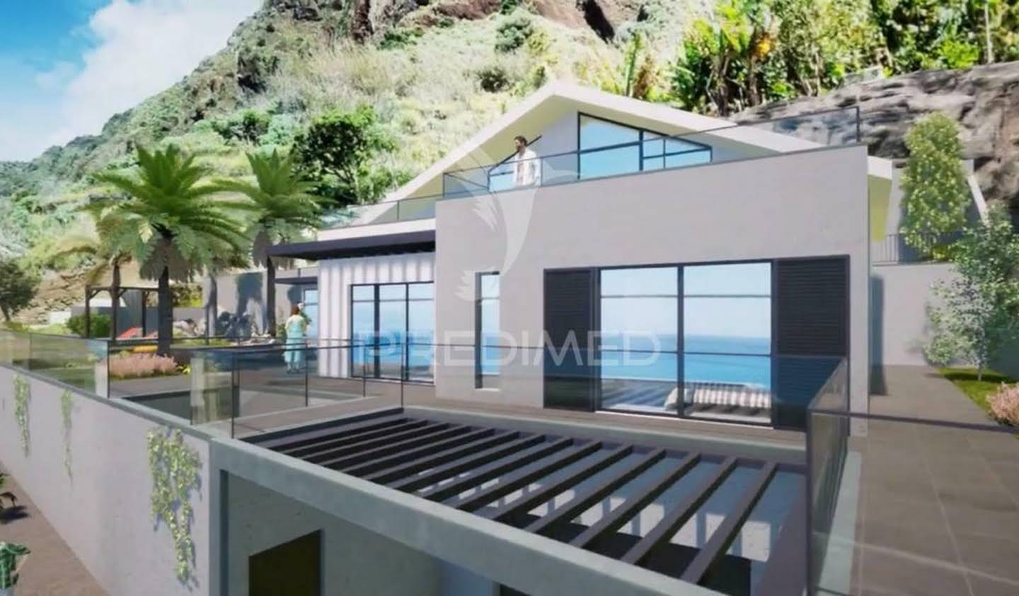 House with pool Arco da Calheta