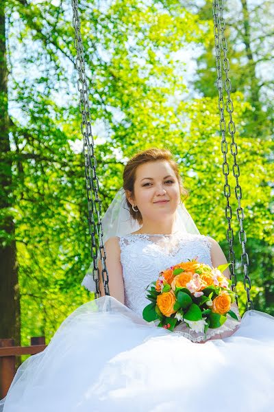 Wedding photographer Darya Samushkova (daryaleon). Photo of 31 July 2015