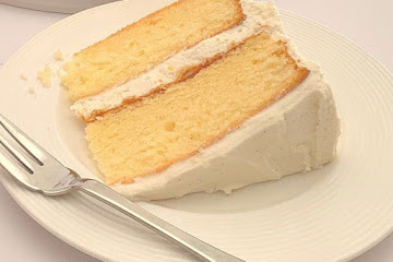 Moist and fluffy vanilla cake recipe