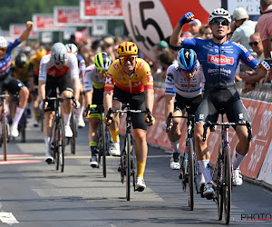 🎥 Jasper Philipsen is Ewan en Jabobsen makkelijk de baas in Elfstedenronde, Olav Kooij pakt de dubbel in de ZLM Tour