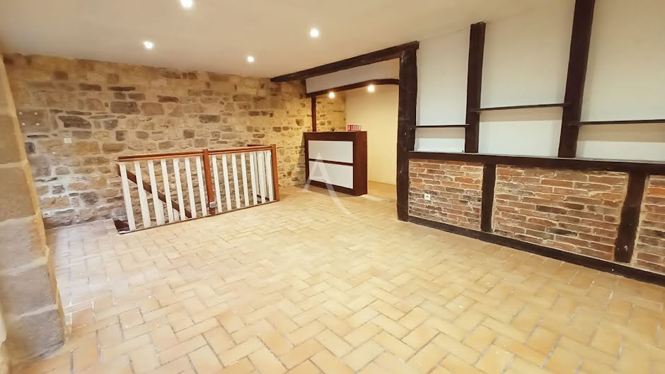 Location  locaux professionnels 4 pièces 90 m² à Cordes-sur-Ciel (81170), 1 000 €