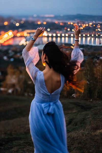 Fotografo di matrimoni Irina Podsumkina (sunrays). Foto del 16 ottobre 2017