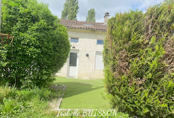 maison à Saint-Christoly-de-Blaye (33)