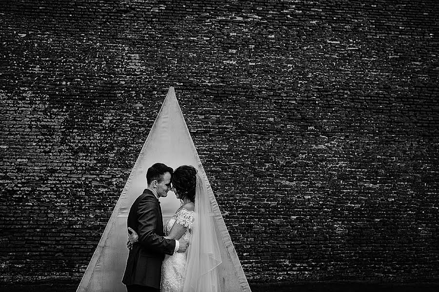 Wedding photographer Mihai Ruja (mrvisuals). Photo of 11 January 2017