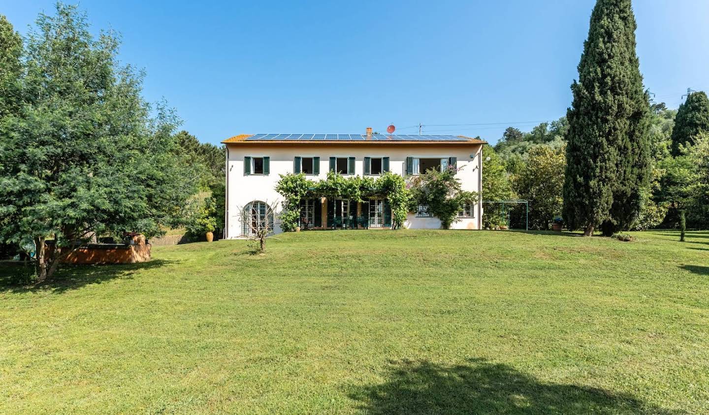 Villa avec piscine et jardin Vecchiano