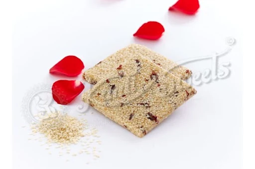 Gulab Chikki (1 pc)