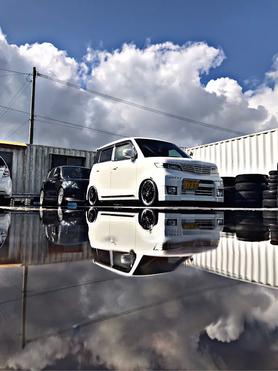 ゼストスパークの2018ベストショット・DIY・車高調整・ホイール交換・福岡愛車撮影スポット研究会に関するカスタム事例の投稿画像2枚目