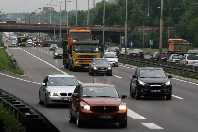 Ujutro i uveče moguća magla, opasnost od poledice