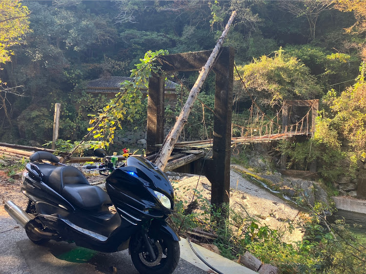 nukirowさんが投稿したマジェスティC・Googleマップ・秘境・酷道ドライブ・通行止めかよに関するカスタム事例の投稿画像2枚目