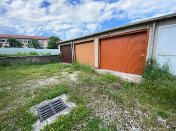 parking à Romans-sur-isere (26)