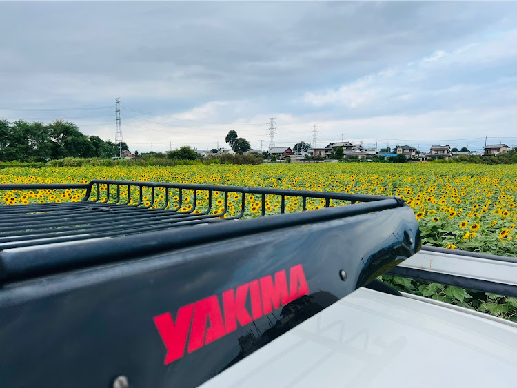 ランドクルーザープラドの遠藤ファーム・ビッグロゴエンブレム・シュノーケル・YAKIMAメガウォーリアー・アメ車MTに関するカスタム事例の投稿画像2枚目
