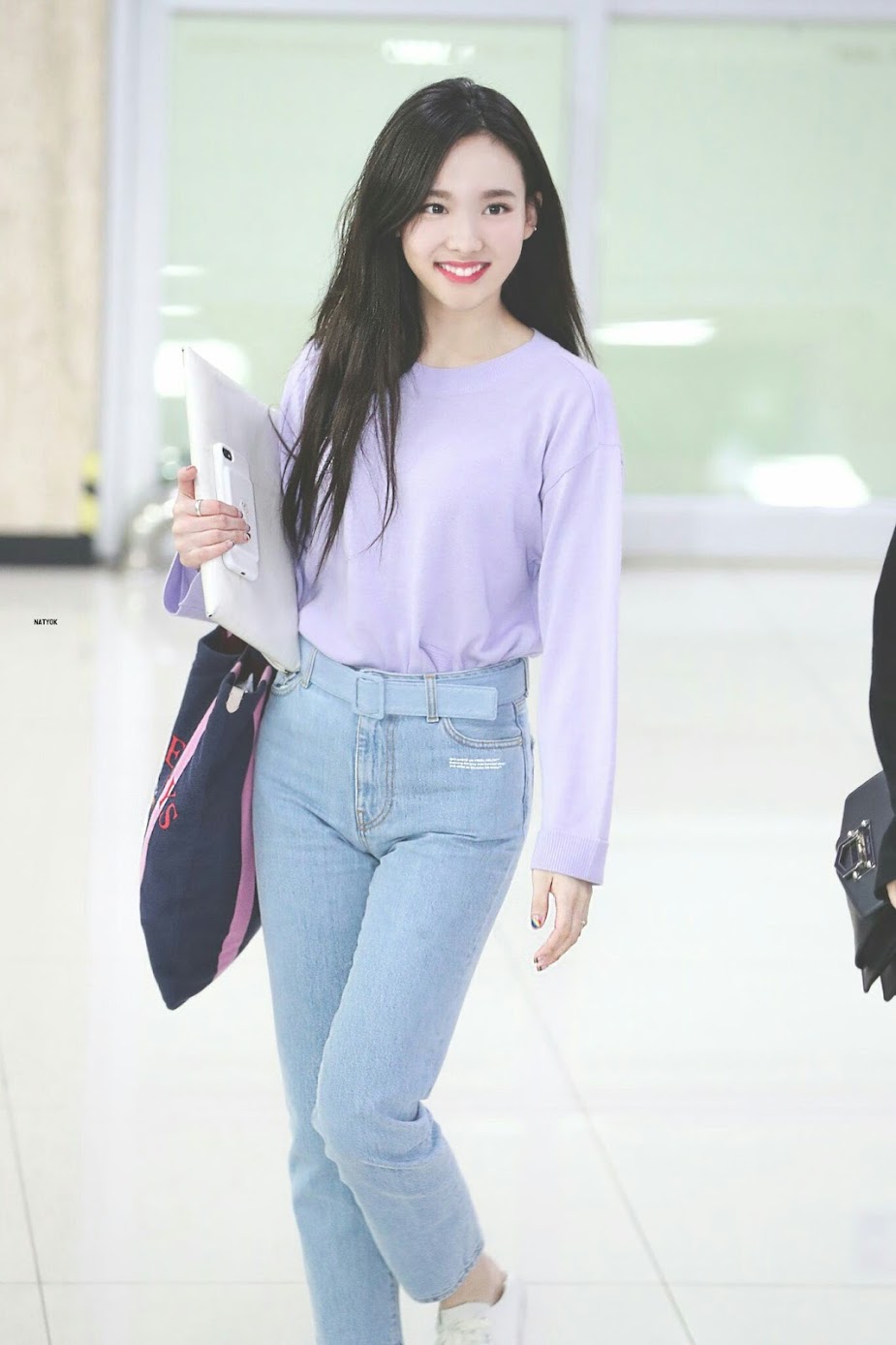 nayeon airport fashion6