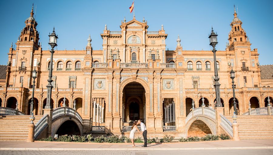 Wedding photographer Toñi Olalla (toniolalla). Photo of 3 April 2019