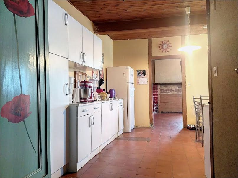 Vente maison 2 pièces 80 m² à Lavaré (72390), 49 500 €