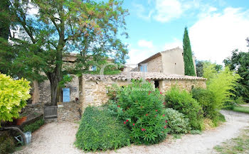 ferme à Vaison-la-Romaine (84)