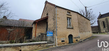 maison à Gigny (89)