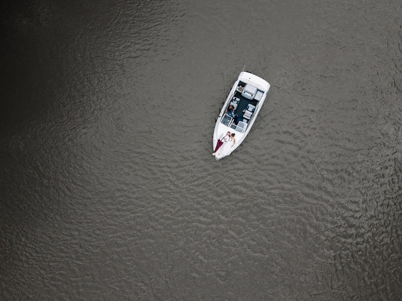 Bröllopsfotograf Vasiliy Kovalev (kovalevphoto). Foto av 6 juni 2019