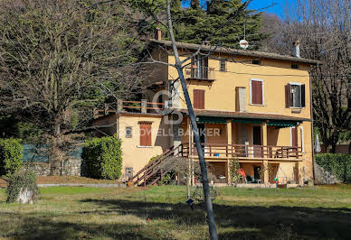 Villa avec piscine et terrasse 4