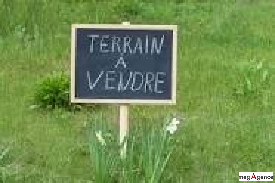 Vente terrain  612 m² à Montfort-le-Gesnois (72450), 38 000 €