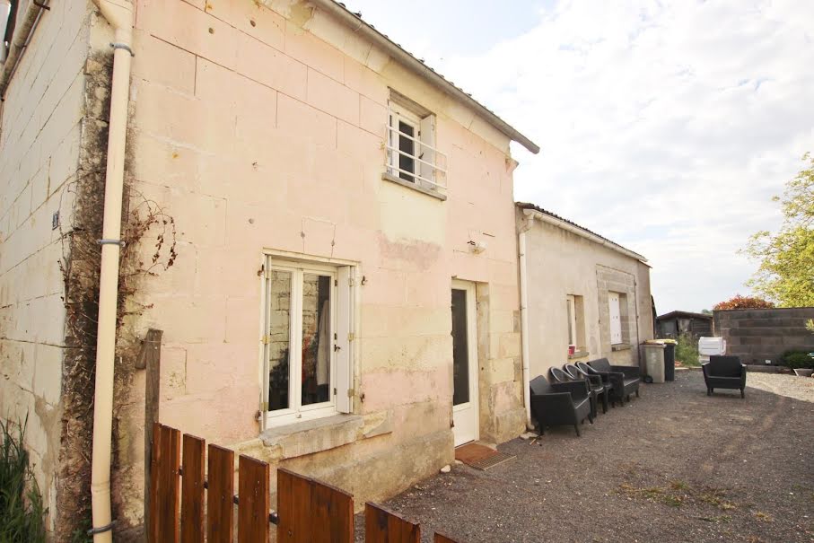 Vente maison 4 pièces 73 m² à Saumur (49400), 63 900 €