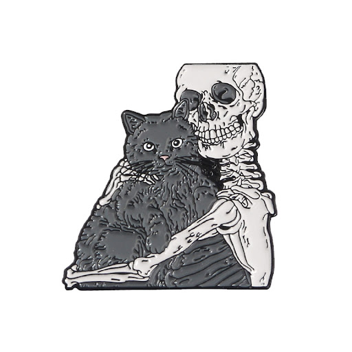 Title 4, Skull Fish Raising Skull Hug Cat Funnel Bottle ...